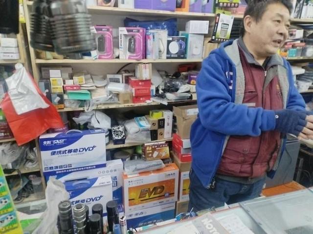 开在修补巷的时光修理铺：寻一个星期老配件只收了10元手工费