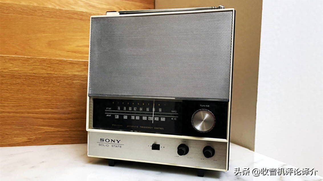 索尼8F-38收音机，为2400万家庭打造的调频广播系统